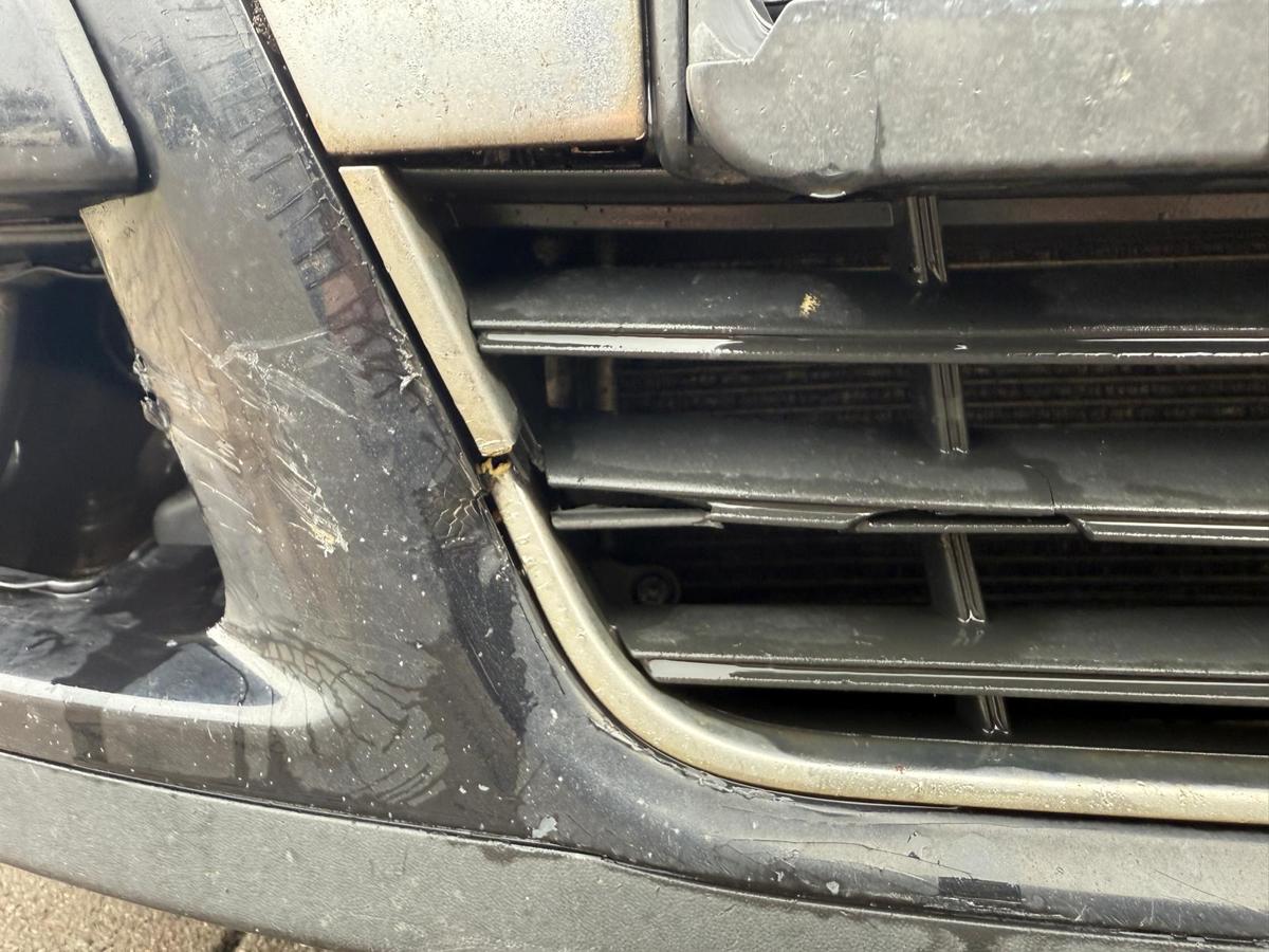 VW Passat 3C BJ10 original Stoßstange Stoßfänger vorn LC9X Deep Black Perl